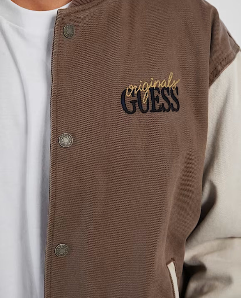 Cazadora bómber con aplicación denim