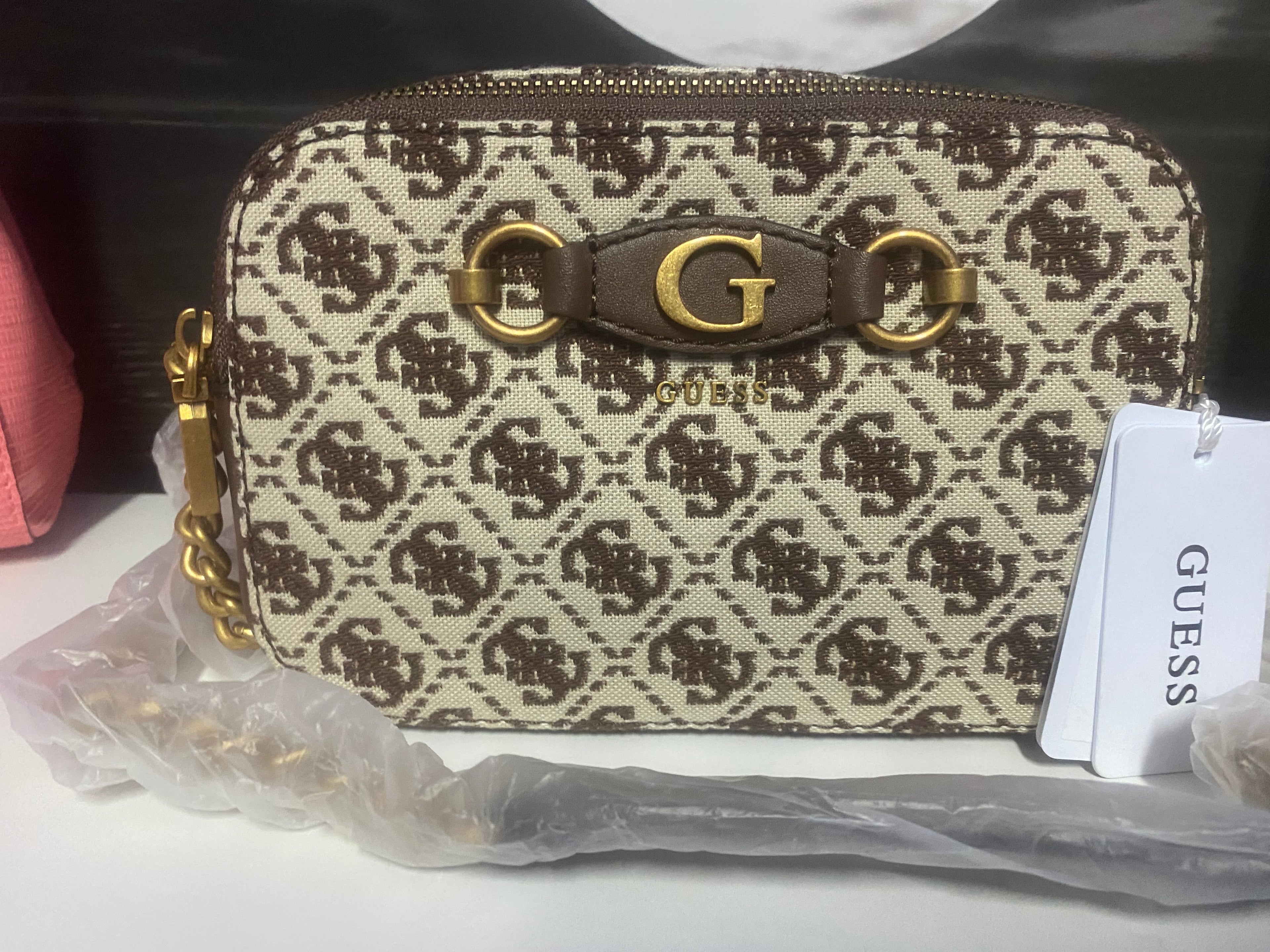 Bolso guess